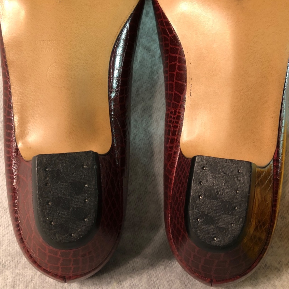 Burgundy ‘Crocodile’ Low-Heel Pumps - Picture 13 of 16